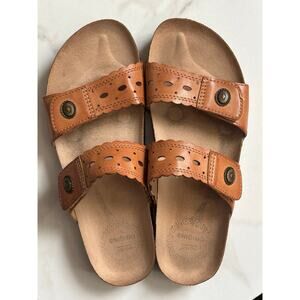 Earth Origins Sandals Size 8